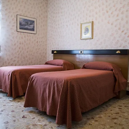 Leon D'oro Otel Casale Monferrato